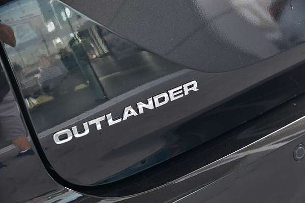 2024 Mitsubishi Outlander PHEV GSR ZM