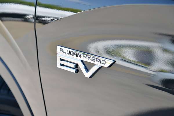 2024 Mitsubishi Outlander PHEV GSR ZM