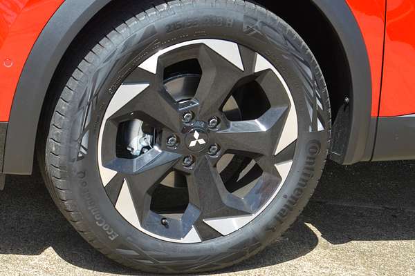 2025 Mitsubishi ASX Exceed XE