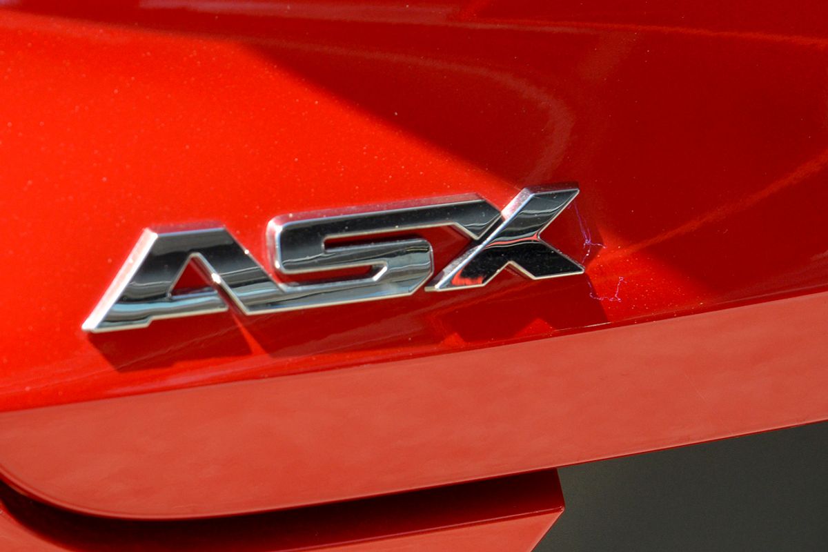 2025 Mitsubishi ASX Exceed XE