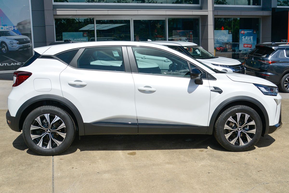 2025 Mitsubishi ASX LS XE