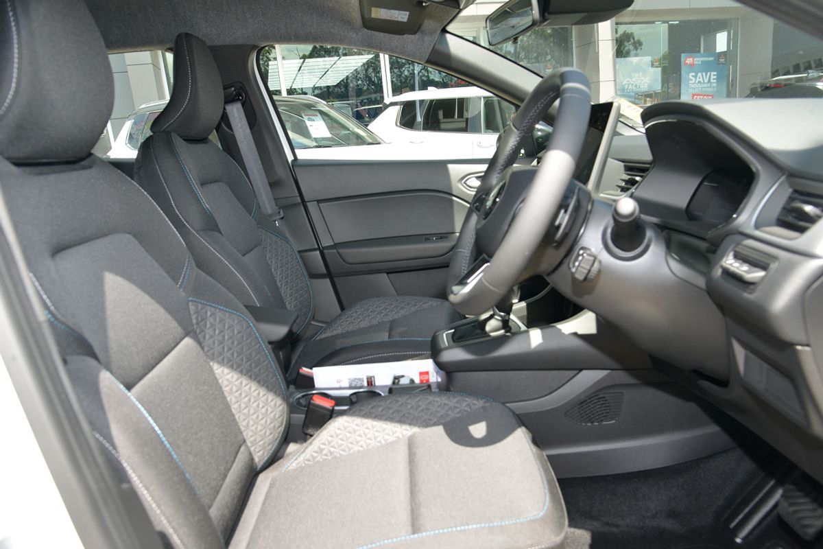 2025 Mitsubishi ASX LS XE