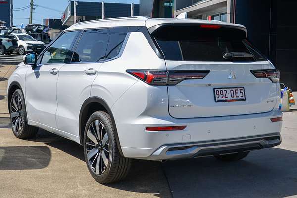 2025 Mitsubishi Outlander Exceed ZM