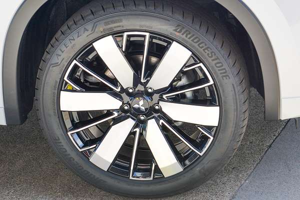 2025 Mitsubishi Outlander Exceed ZM