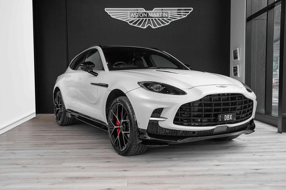 2025 Aston Martin DBX 707