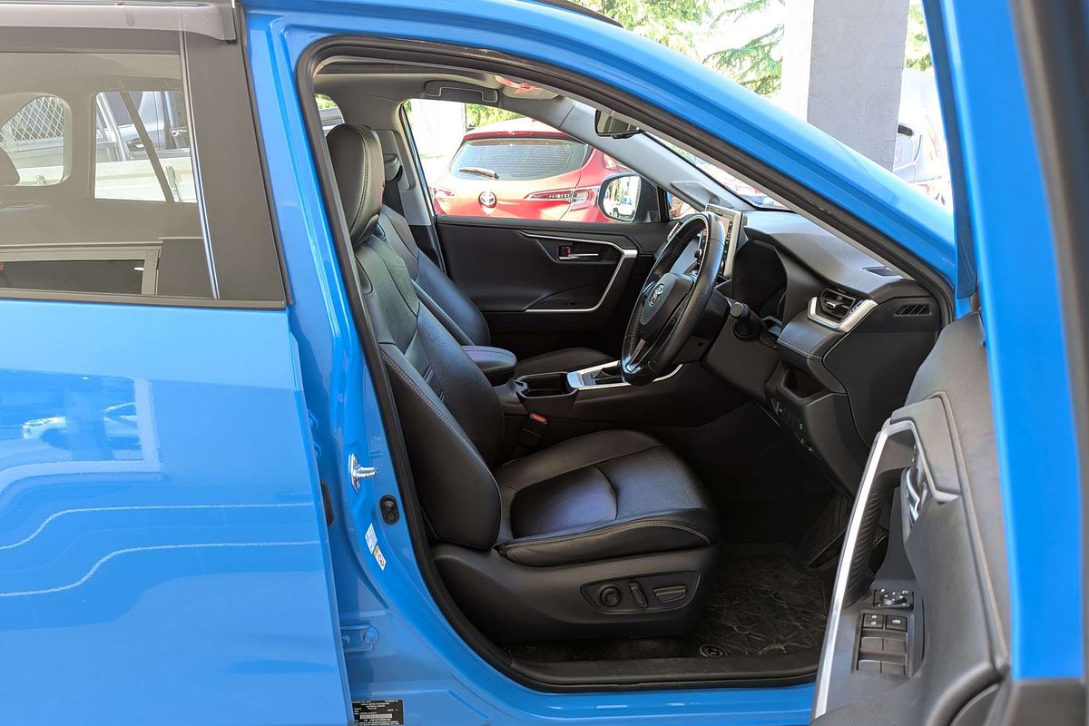 2019 Toyota RAV4 Cruiser MXAA52R