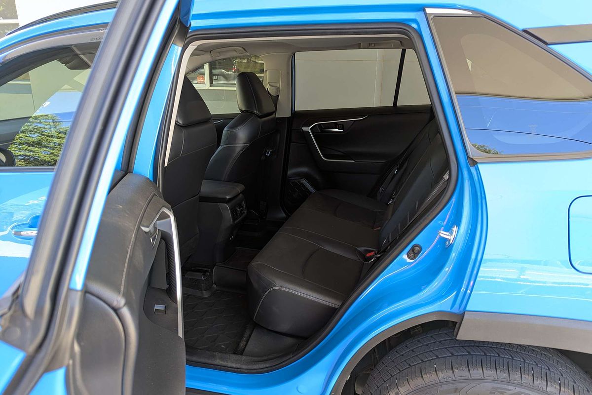 2019 Toyota RAV4 Cruiser MXAA52R