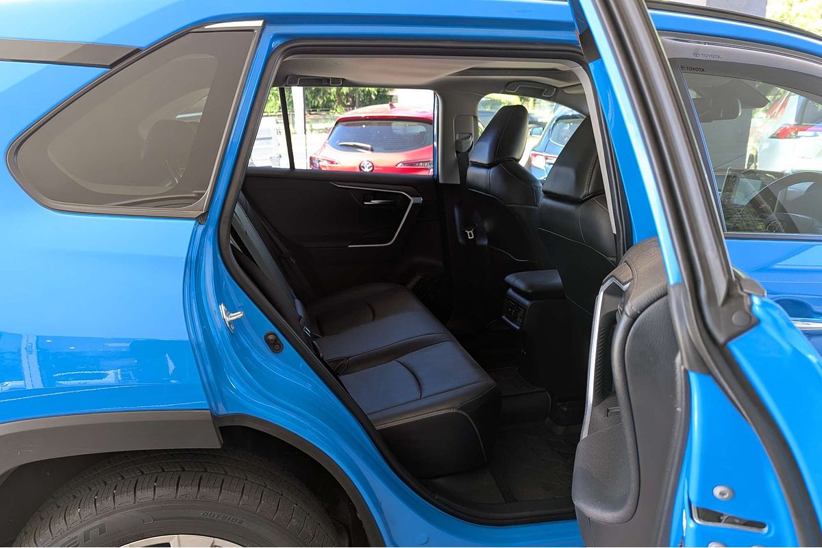 2019 Toyota RAV4 Cruiser MXAA52R