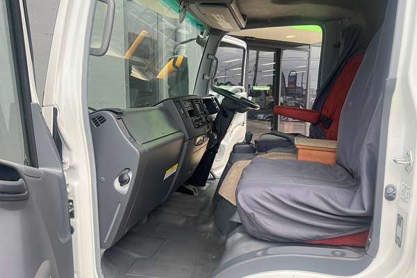 2008 Isuzu N Series NQR 450 Premium 4x2 LWB