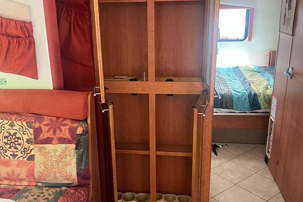 2008 Isuzu N Series NQR 450 Premium 4x2 LWB