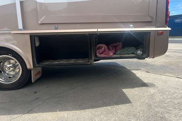 2008 Isuzu N Series NQR 450 Premium 4x2 LWB