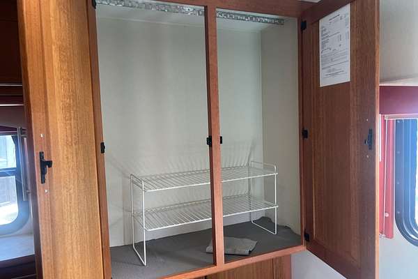 2008 Isuzu N Series NQR 450 Premium 4x2 LWB