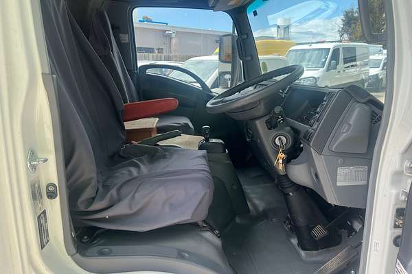 2008 Isuzu N Series NQR 450 Premium 4x2 LWB