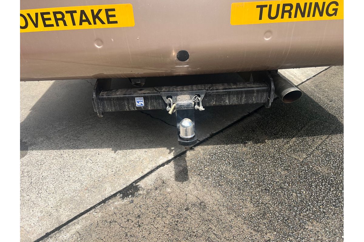 2008 Isuzu N Series NQR 450 Premium 4x2 LWB