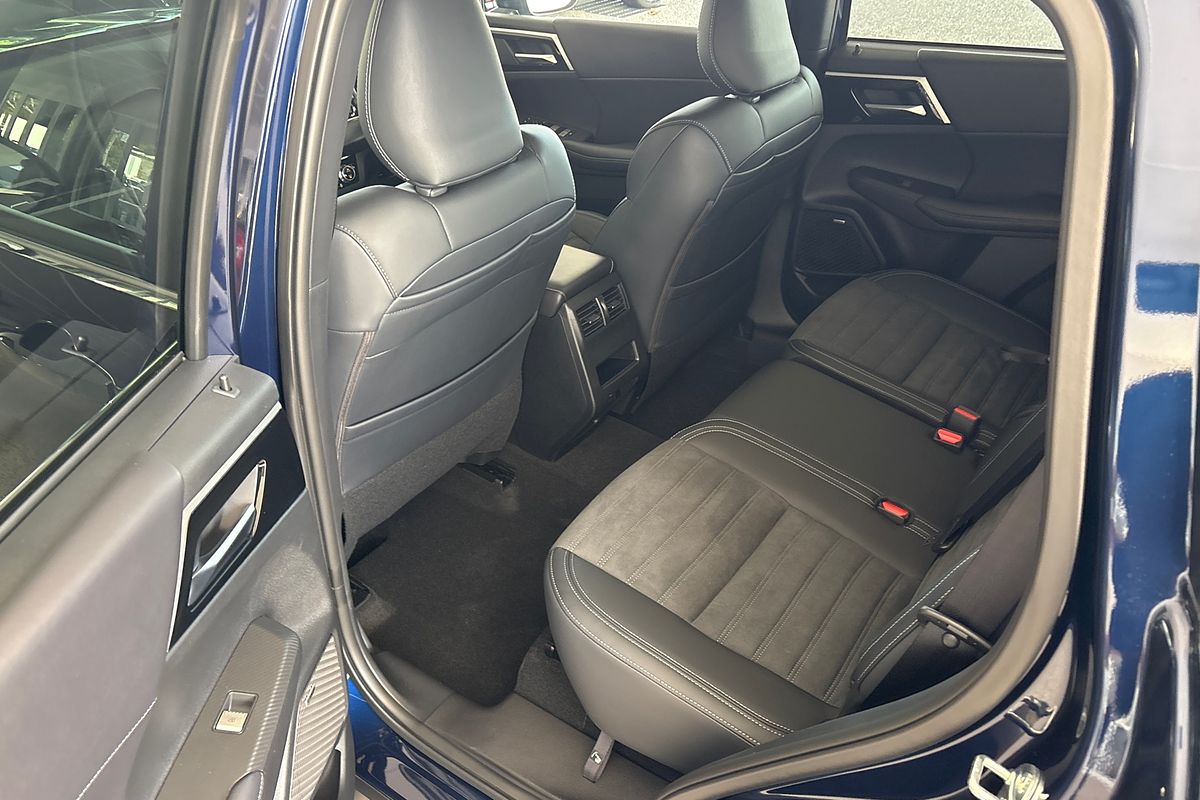 2025 Mitsubishi Outlander Aspire ZM