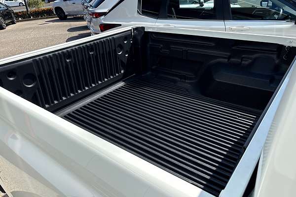 2025 Mitsubishi Triton GLS MV 4X4