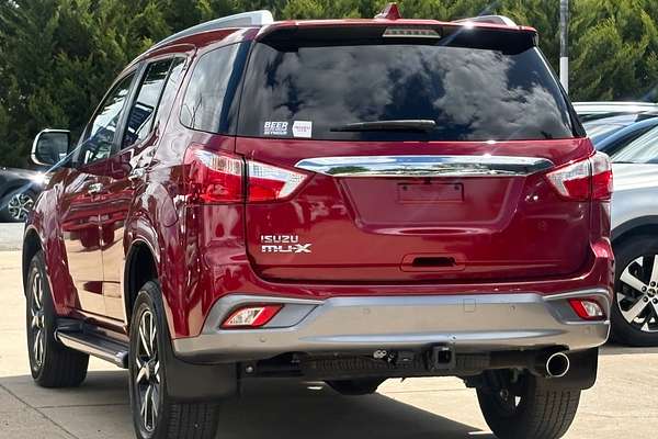 2020 Isuzu MU-X LS-T