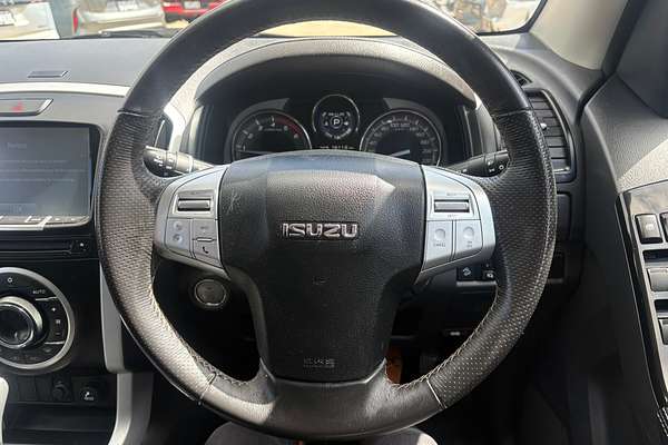 2020 Isuzu MU-X LS-T