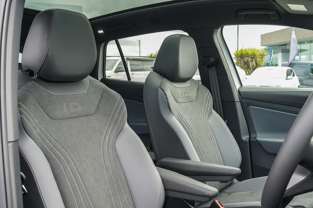 2025 Volkswagen ID.4 Pro E2