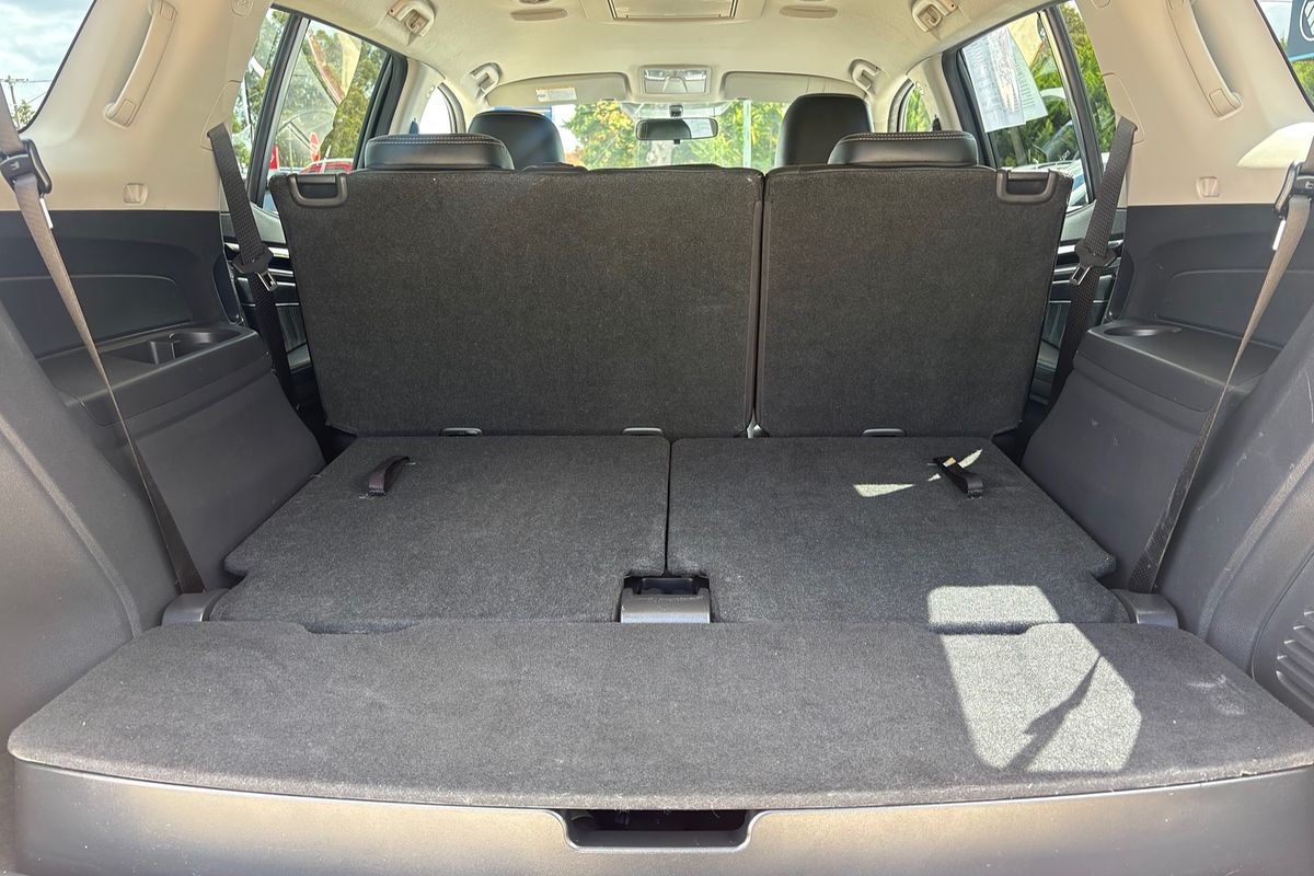 2020 Isuzu MU-X LS-T