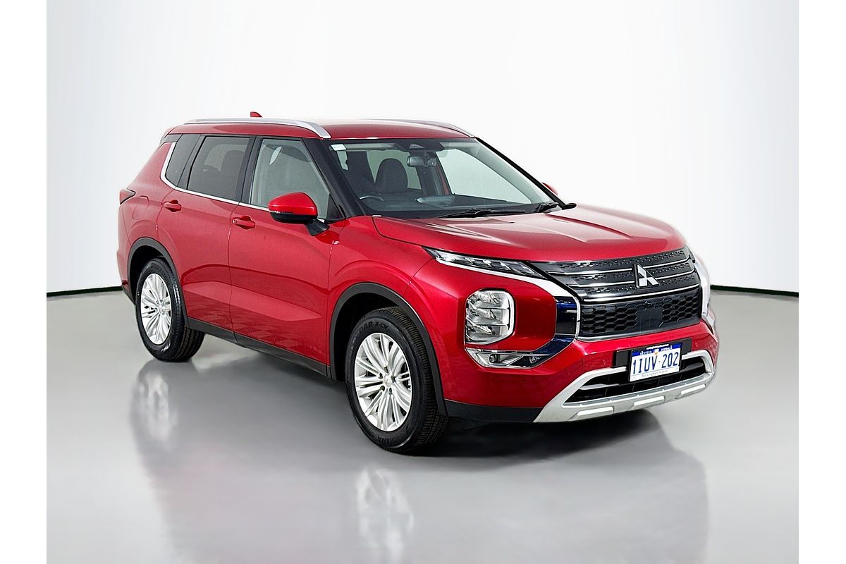 2024 Mitsubishi Outlander LS ZM