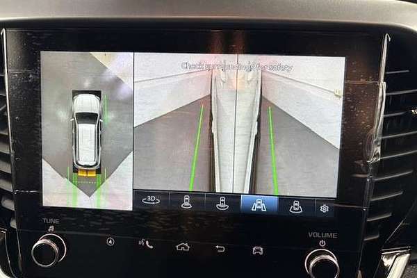 2025 Isuzu MU-X X-TERRAIN