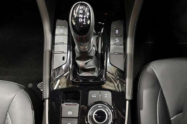 2025 Isuzu MU-X X-TERRAIN