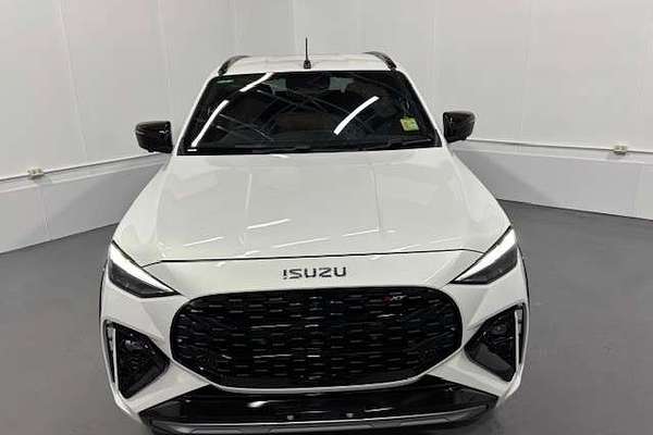 2025 Isuzu MU-X X-TERRAIN
