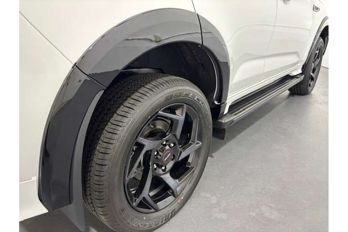 2025 Isuzu MU-X X-TERRAIN