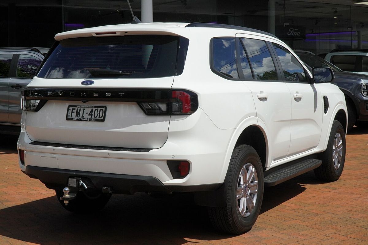 2024 Ford Everest Ambiente 2.0L