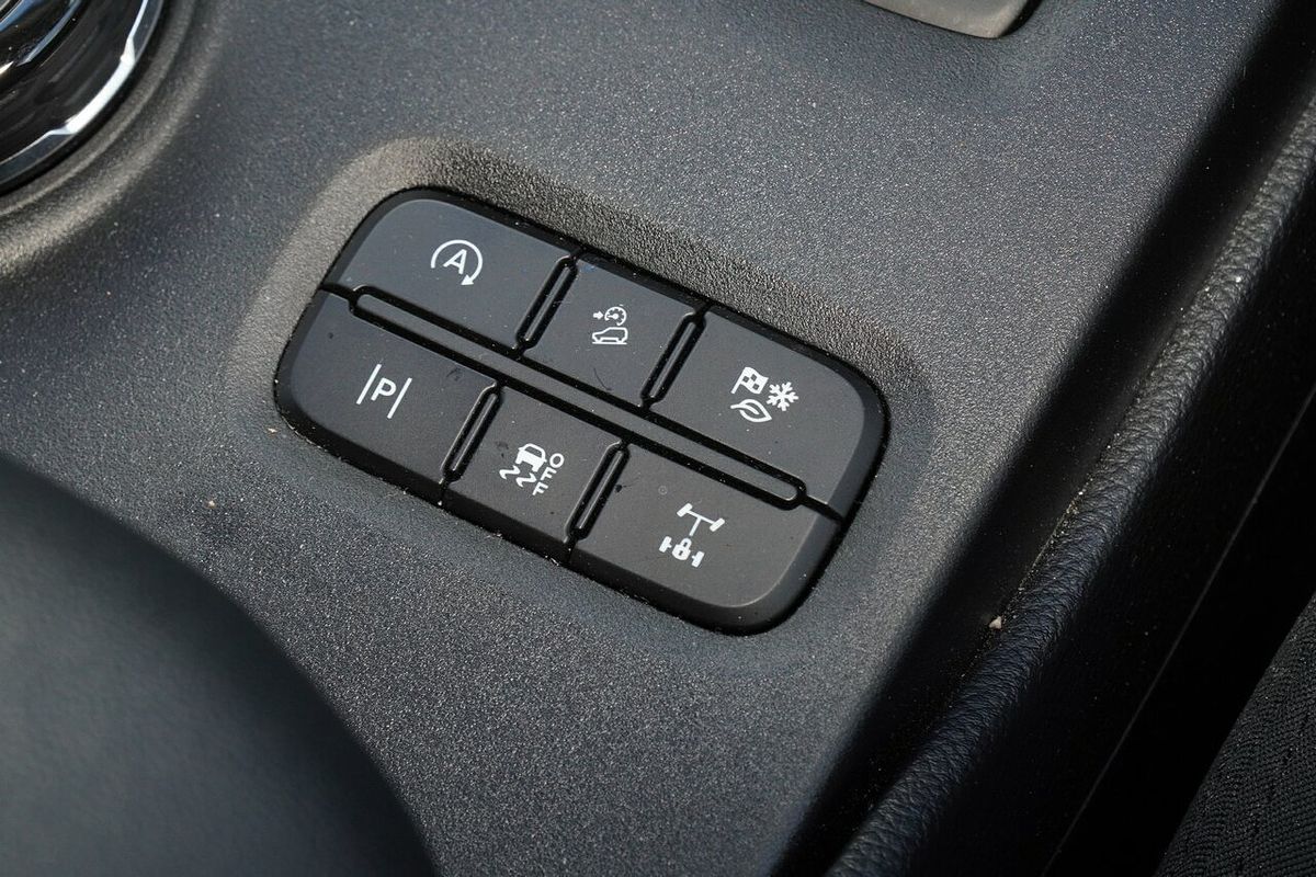 2024 Ford Everest Ambiente 2.0L