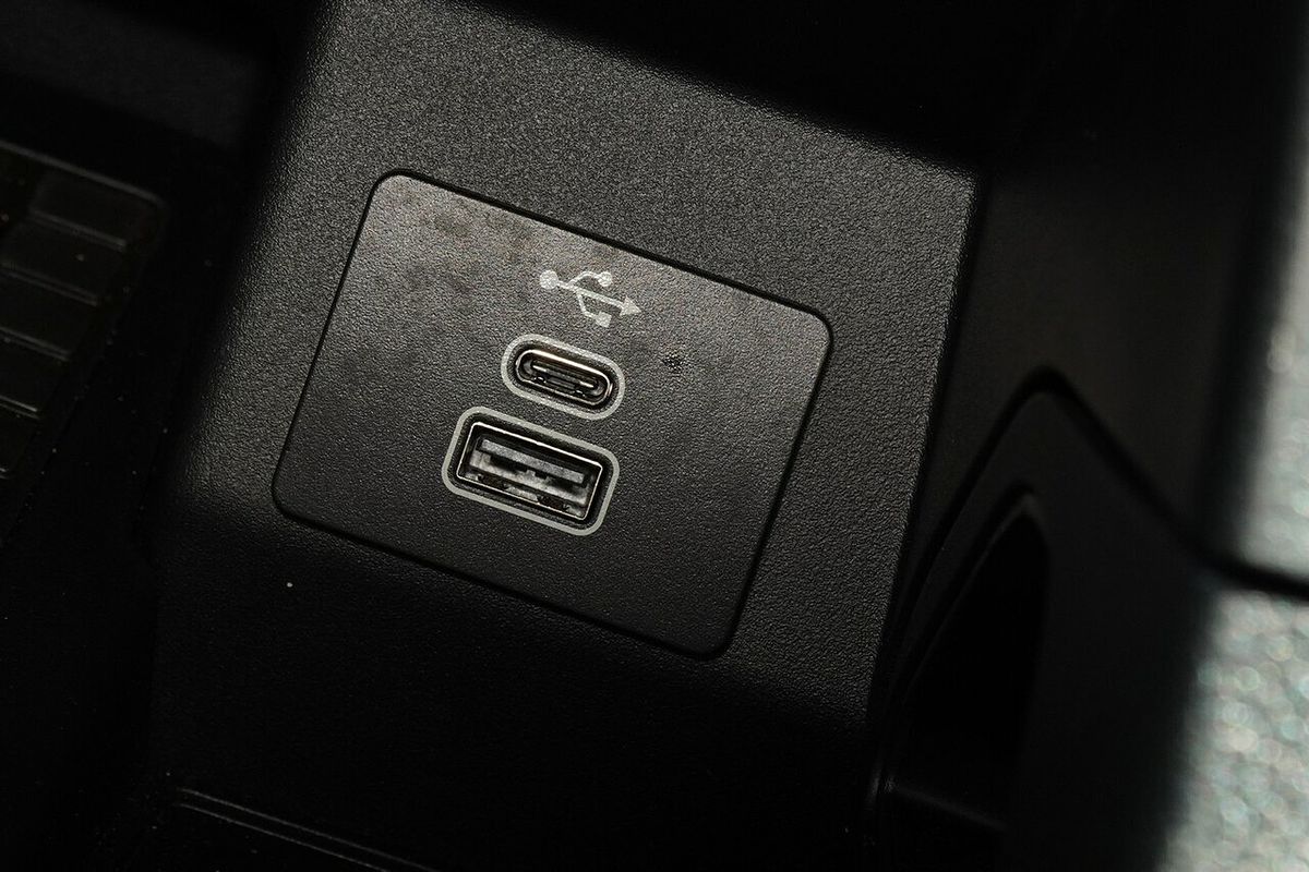 2024 Ford Everest Ambiente 2.0L