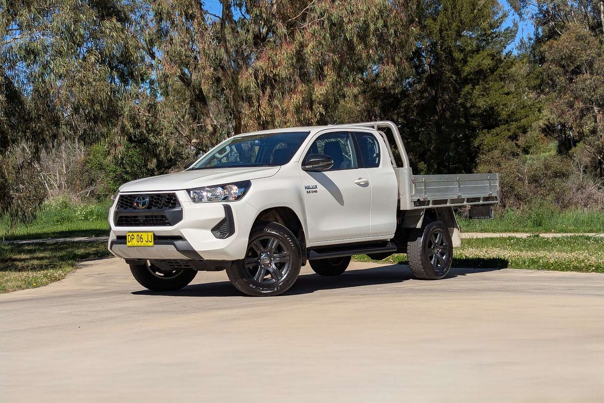 2024 Toyota Hilux SR GUN126R 4X4