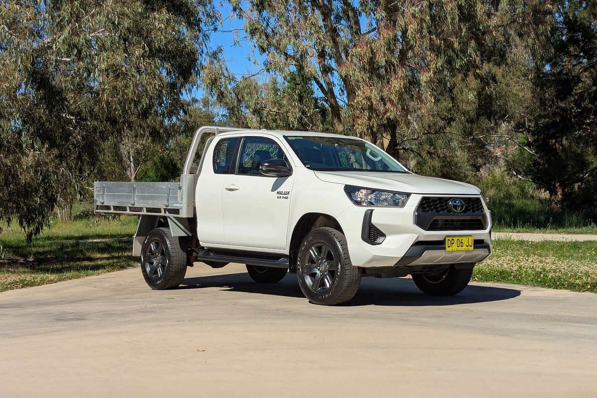 2024 Toyota Hilux SR GUN126R 4X4