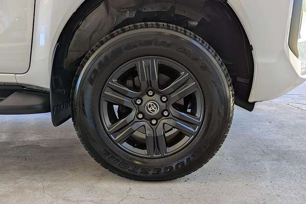 2024 Toyota Hilux SR GUN126R 4X4