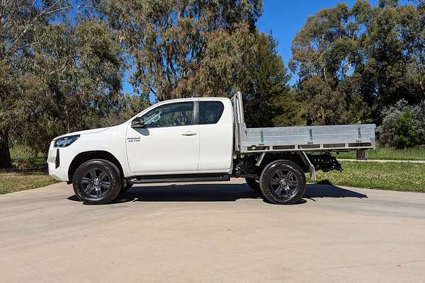 2024 Toyota Hilux SR GUN126R 4X4