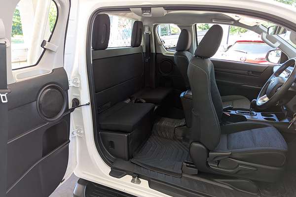 2024 Toyota Hilux SR GUN126R 4X4