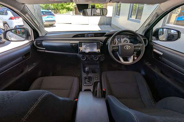 2024 Toyota Hilux SR GUN126R 4X4