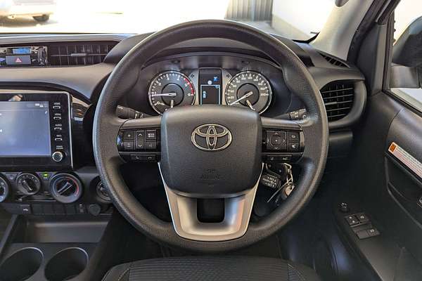 2024 Toyota Hilux SR GUN126R 4X4