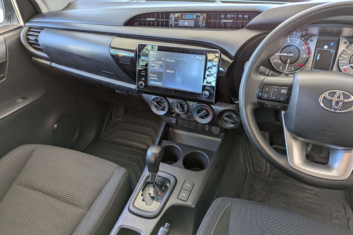 2024 Toyota Hilux SR GUN126R 4X4