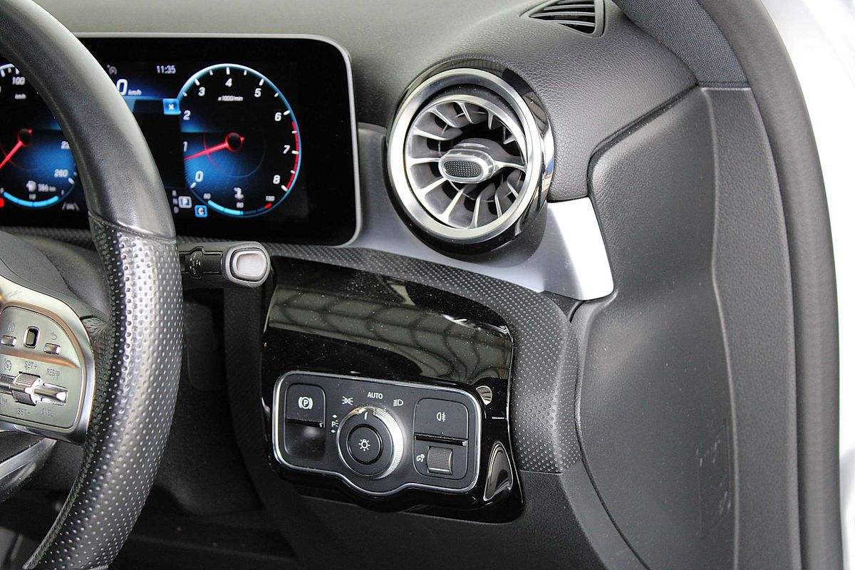 2020 Mercedes-Benz A-Class A250 W177