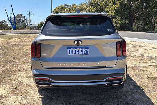 2021 Kia Sorento S MQ4