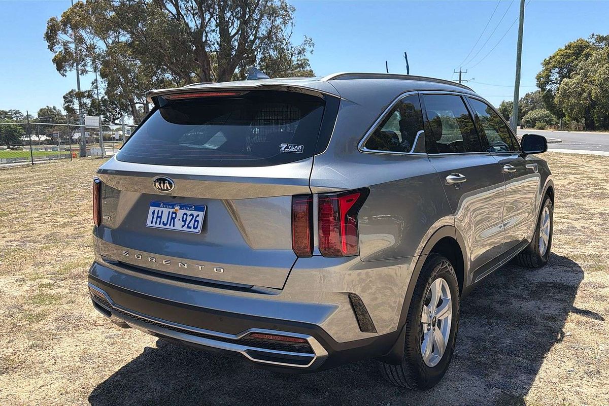 2021 Kia Sorento S MQ4