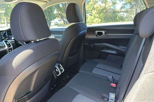 2021 Kia Sorento S MQ4