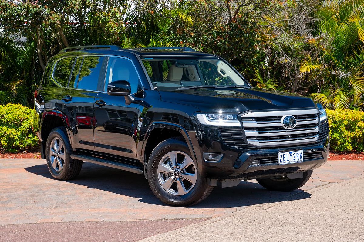 2024 Toyota Landcruiser VX FJA300R
