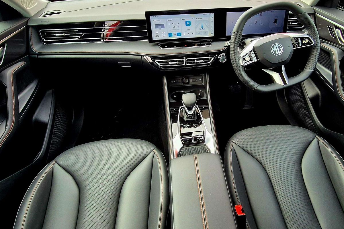 2025 MG HS Hybrid+ Essence AS33H