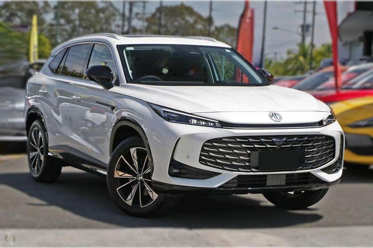 2025 MG HS Hybrid+ Essence AS33H