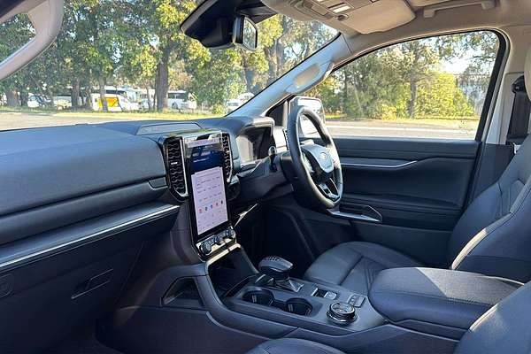 2025 Ford Everest Trend 2.0L