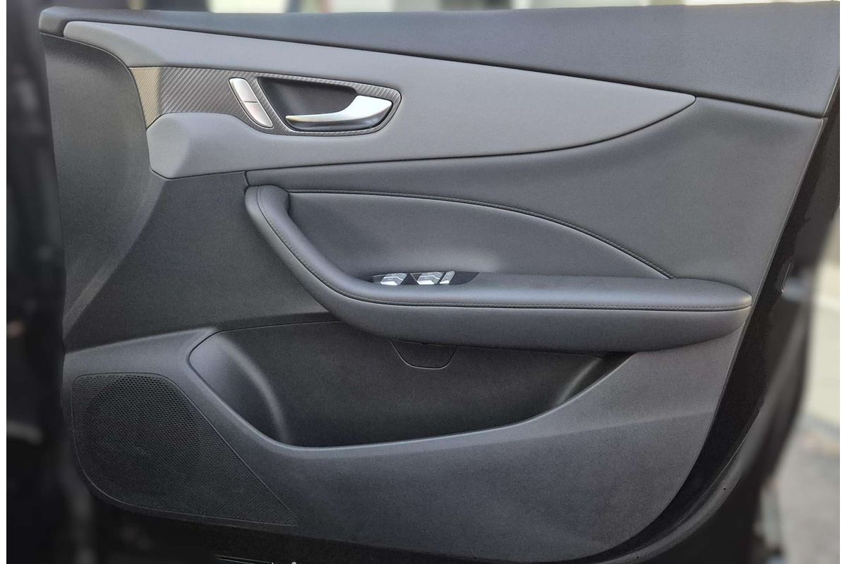 2025 MG MGS5 EV Essence 62 ZS3EM