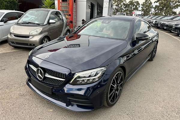 2021 Mercedes-Benz 200  C205 MY21.5